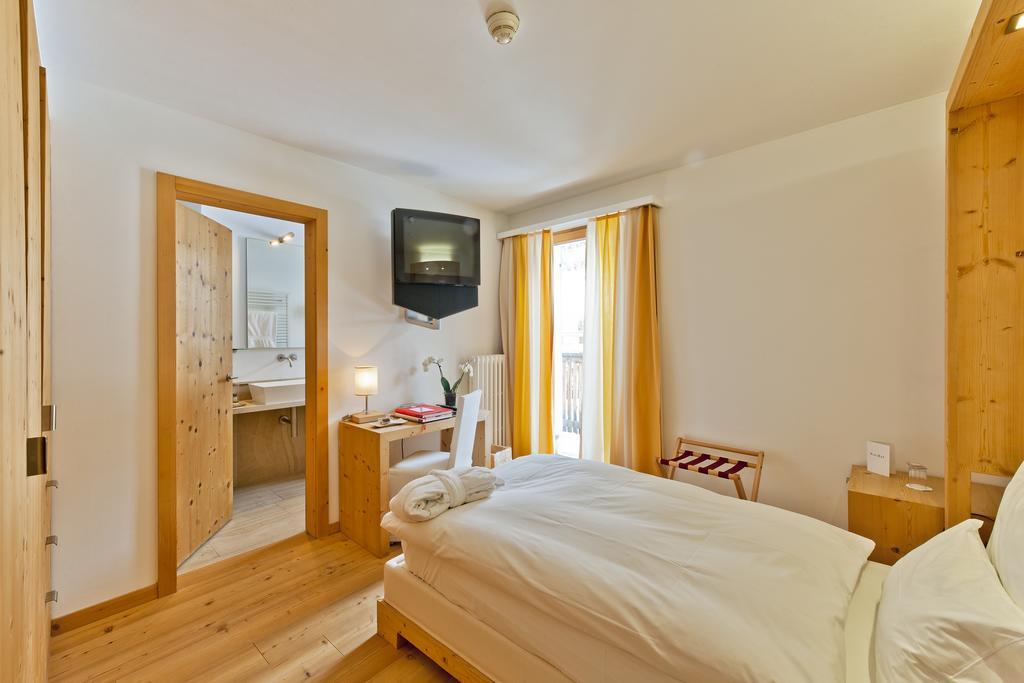Hotel Muller - Mountain Lodge Pontresina Room photo